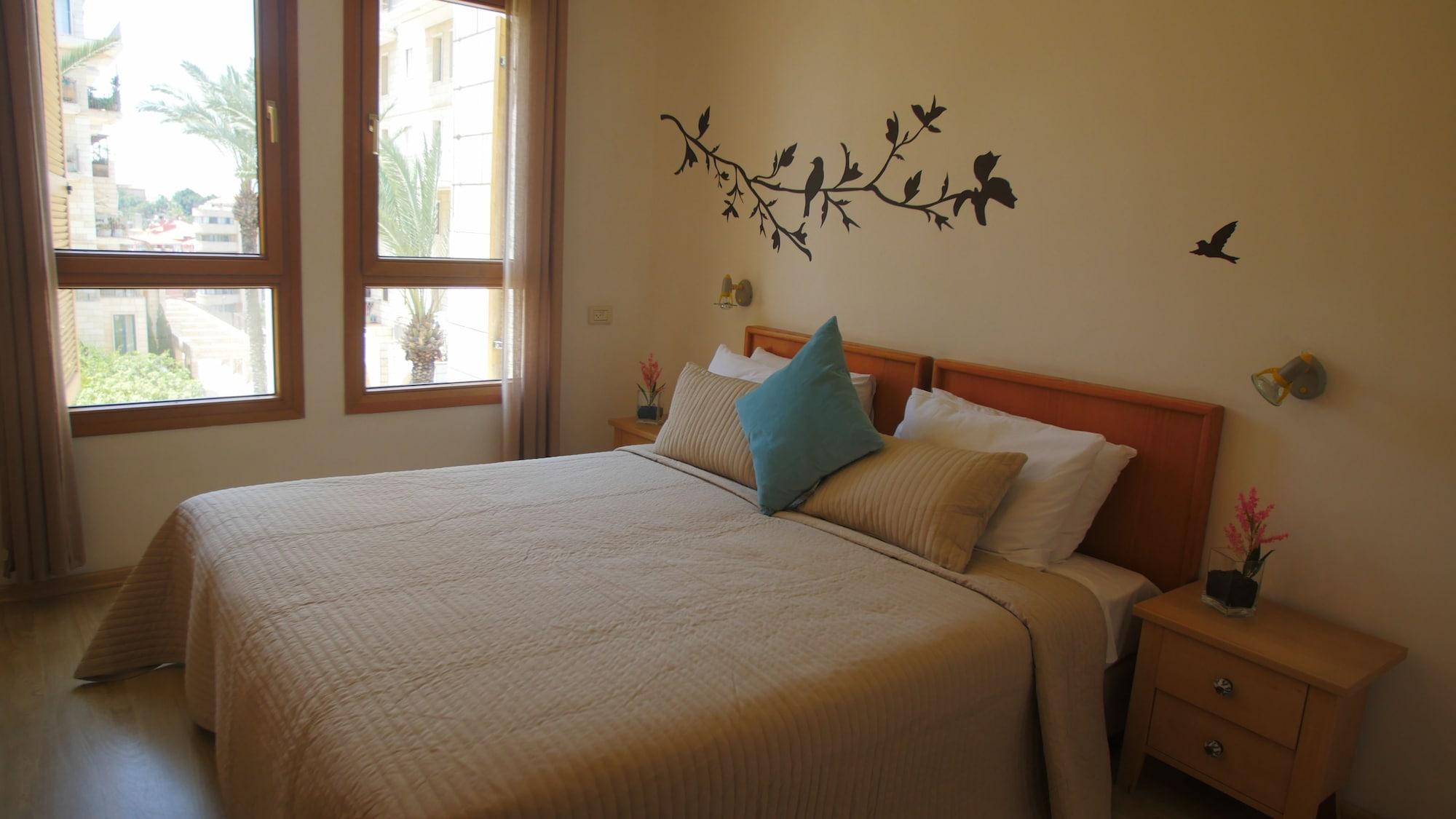 Andromeda Hill Apartments And Spa Tel Aviv Esterno foto