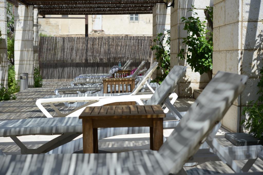 Andromeda Hill Apartments And Spa Tel Aviv Esterno foto