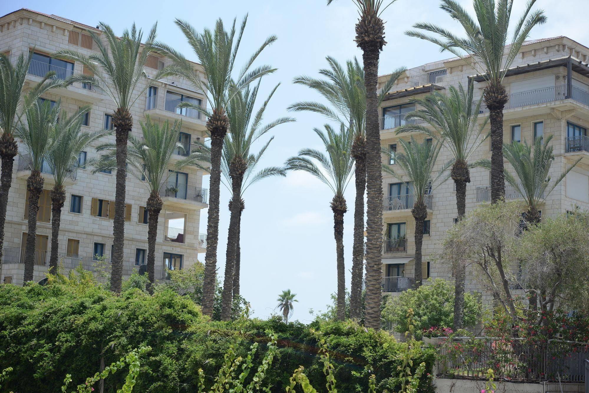 Andromeda Hill Apartments And Spa Tel Aviv Esterno foto