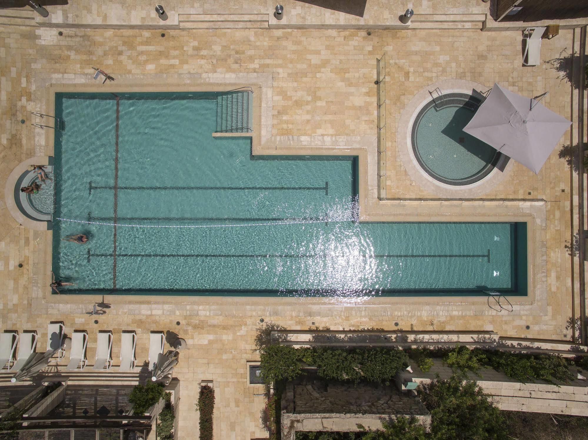Andromeda Hill Apartments And Spa Tel Aviv Esterno foto